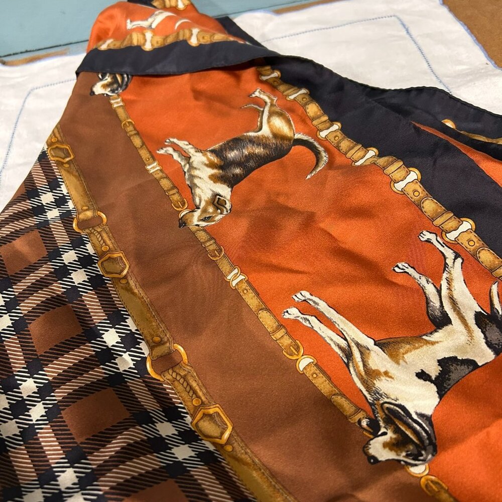 Beretta GORGEOUS SILK Like New Scarf Made in Italy Perfect for Fall!